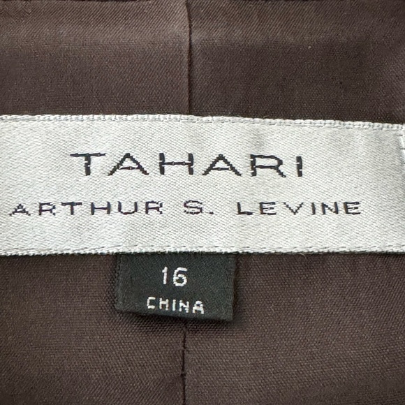 NWT - Tahiti two piece suit - Picture 5 of 7